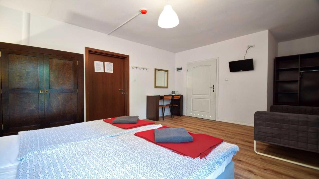 Ow Alfa Hotell Rewal Exteriör bild